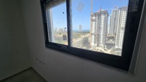 appartement moderne en étage élevé dans le quartier Park Hayam à Netanya