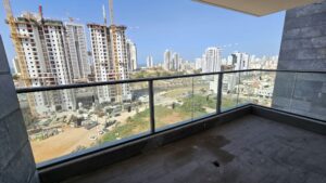 appartement moderne en étage élevé dans le quartier Park Hayam à Netanya