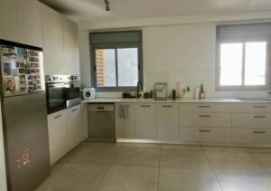 appartement avec terrasse sur l’avenue Ahuza à Ra’anana