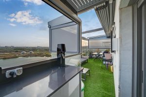 Mini-penthouse Ashkelon – Vue lac avec terrasse et finitions haut de gamme