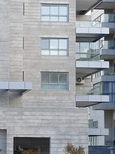 appartement lumineux dans un immeuble moderne à Ashdod quartier Maar