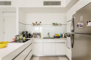 appartement en étage élevé avec vue mer à Park Tzameret Tel Aviv