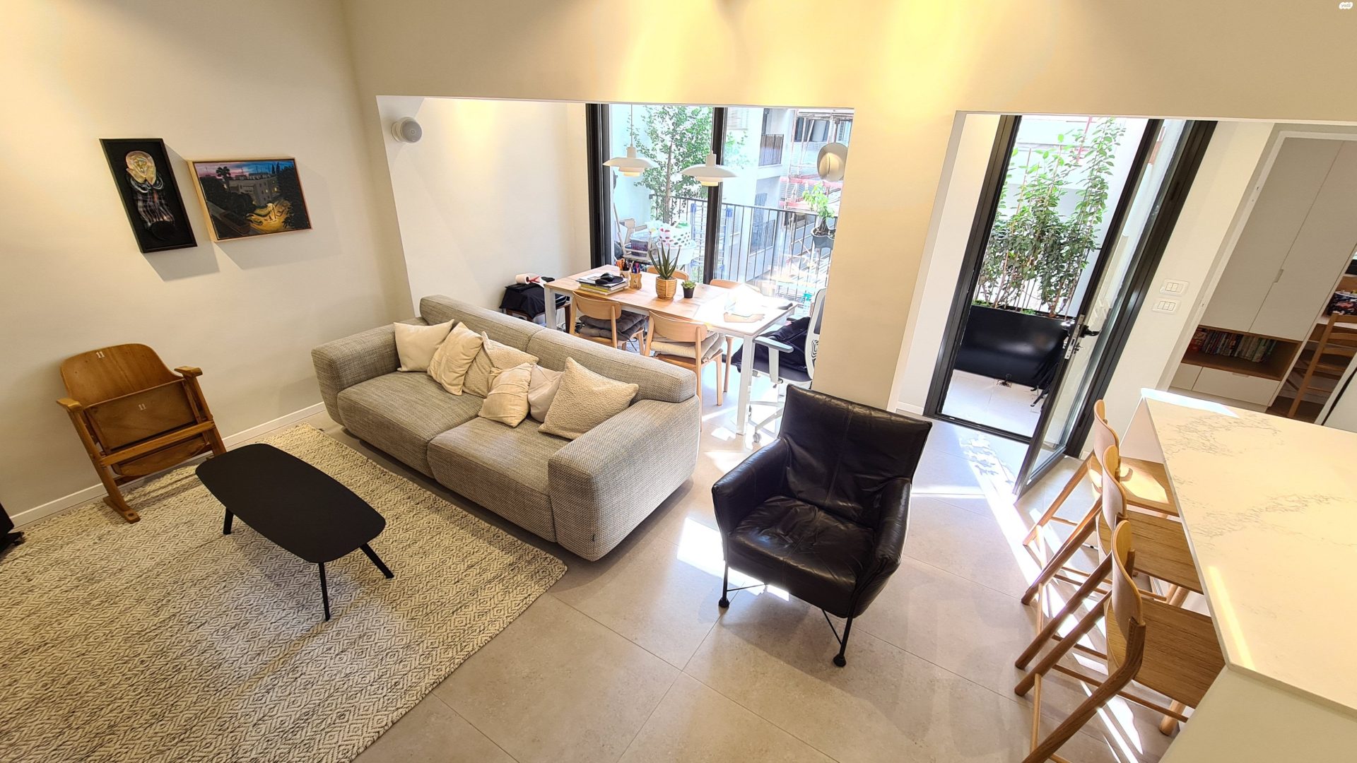 Appartement nord ancien Tel Aviv – 3,5 pièces à vendre avec terrasse rue Amsterdam