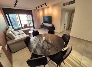 Appartement 4 pièces Bat Yam – Proche mer avec terrasse et parking