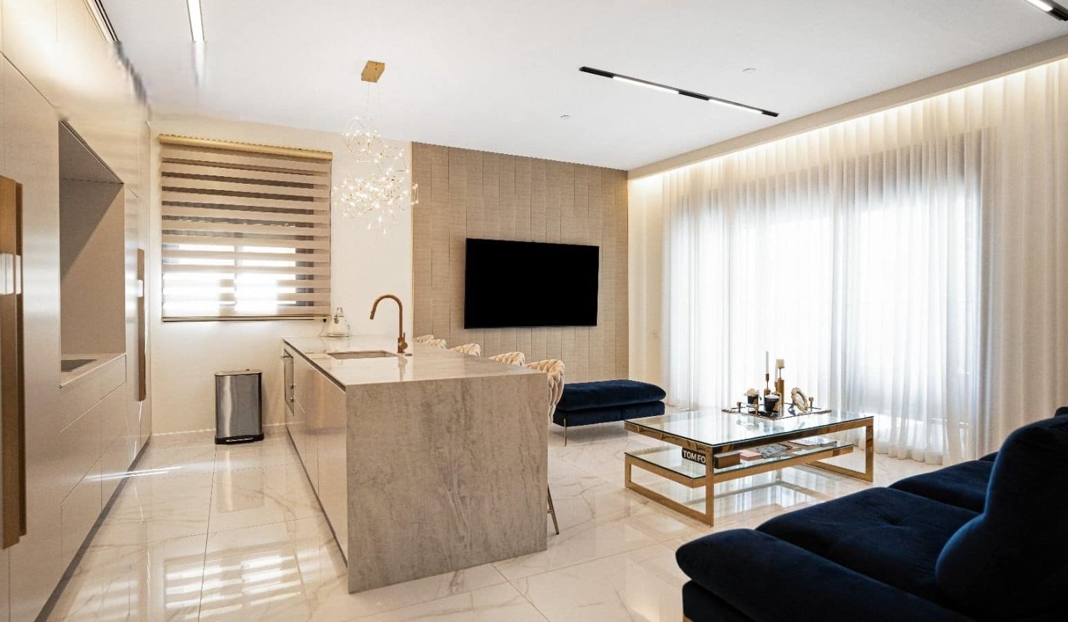 Appartement 4 pièces Bat Yam – Finitions haut de gamme et cuisine équipée